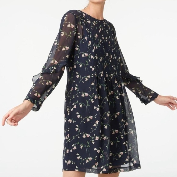 Club Monaco Dresses & Skirts - Club Monaco Silk Catira Floral Pleated Mini Dress Navy Size 0
